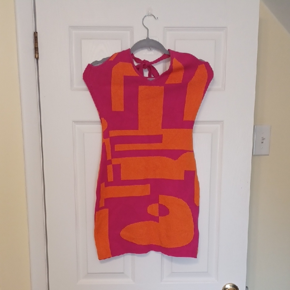 ASOS sz S, Vibrant Knit Mini Dress In Pink And Orange Geometric Print